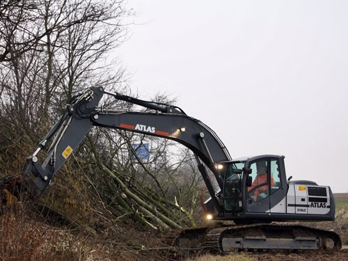 ATLAS Large Excavator 210 LC Crawler