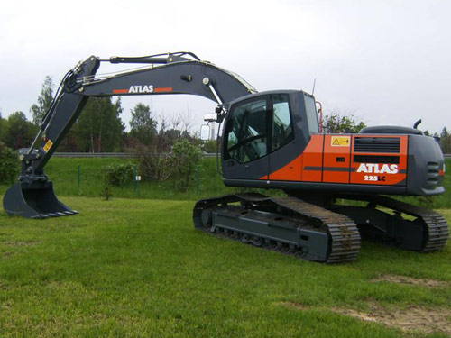 ATLAS Large Excavator  225 LC Crawler