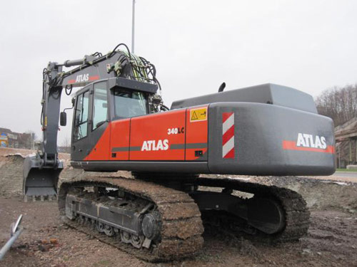ATLAS Large Excavator 340 LC Crawler