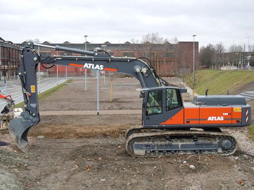 ATLAS Large Excavator 340 LC Crawler