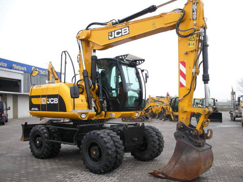 JCB Large Excavator JS145W Wheel