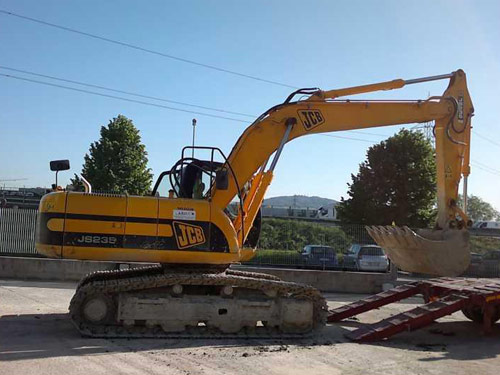 JCB Large Excavator JS235 HD Crawler