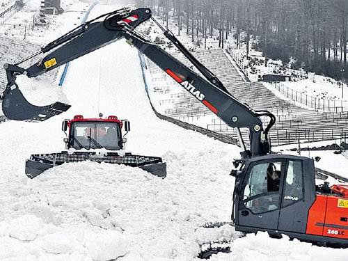 ATLAS Large Excavator 260 LC Crawler