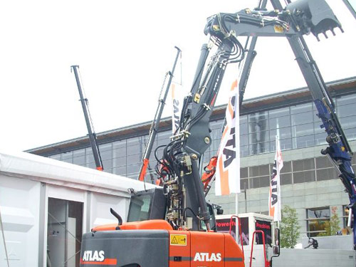 ATLAS Large Excavator 175 LC SR Crawler