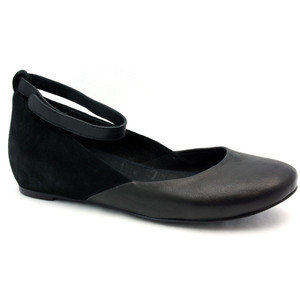Chloe Black Leather Ballet - Women's Ballet Flat