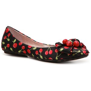 Betsey Johnson Sakey Flat  - Women's Ballet Flat