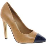 Carvela Janet Leather Court Shoe With Toe Cap - Women's Platform Pumps | Platformebi | პლატფორმები 